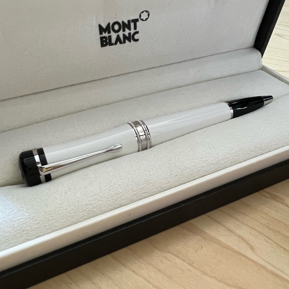 Montblanc Bonheur White Roller Pen Gem